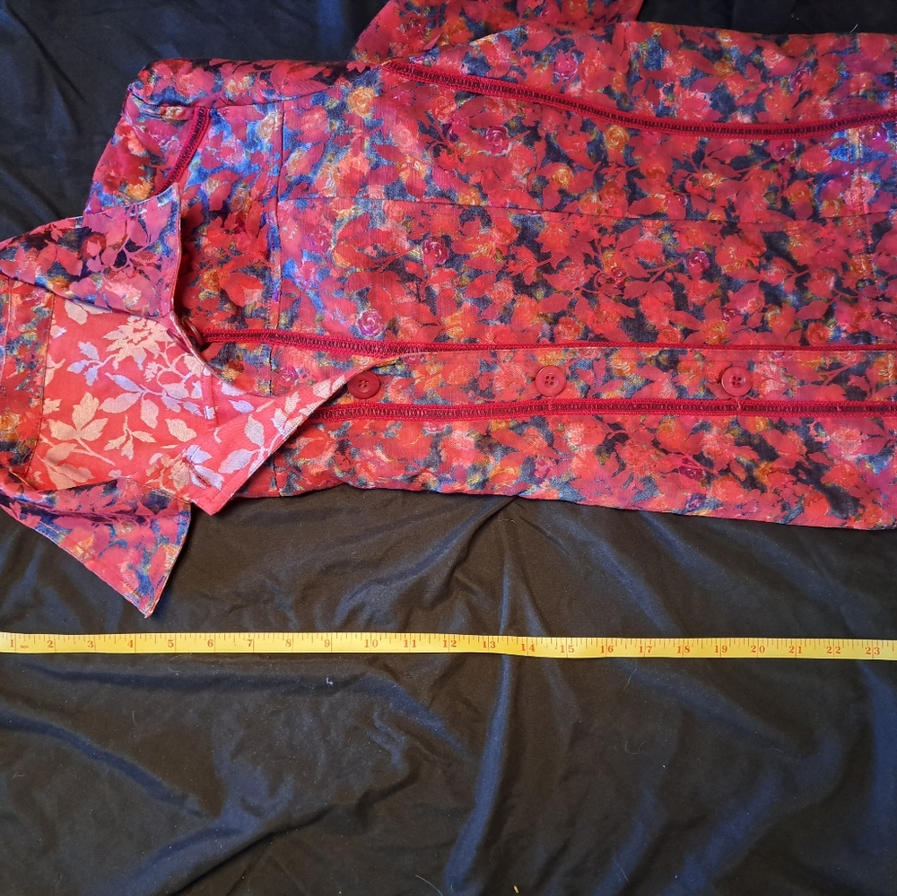 Coldwater creek women's reversible red floral jacket - Picture 6 of 6